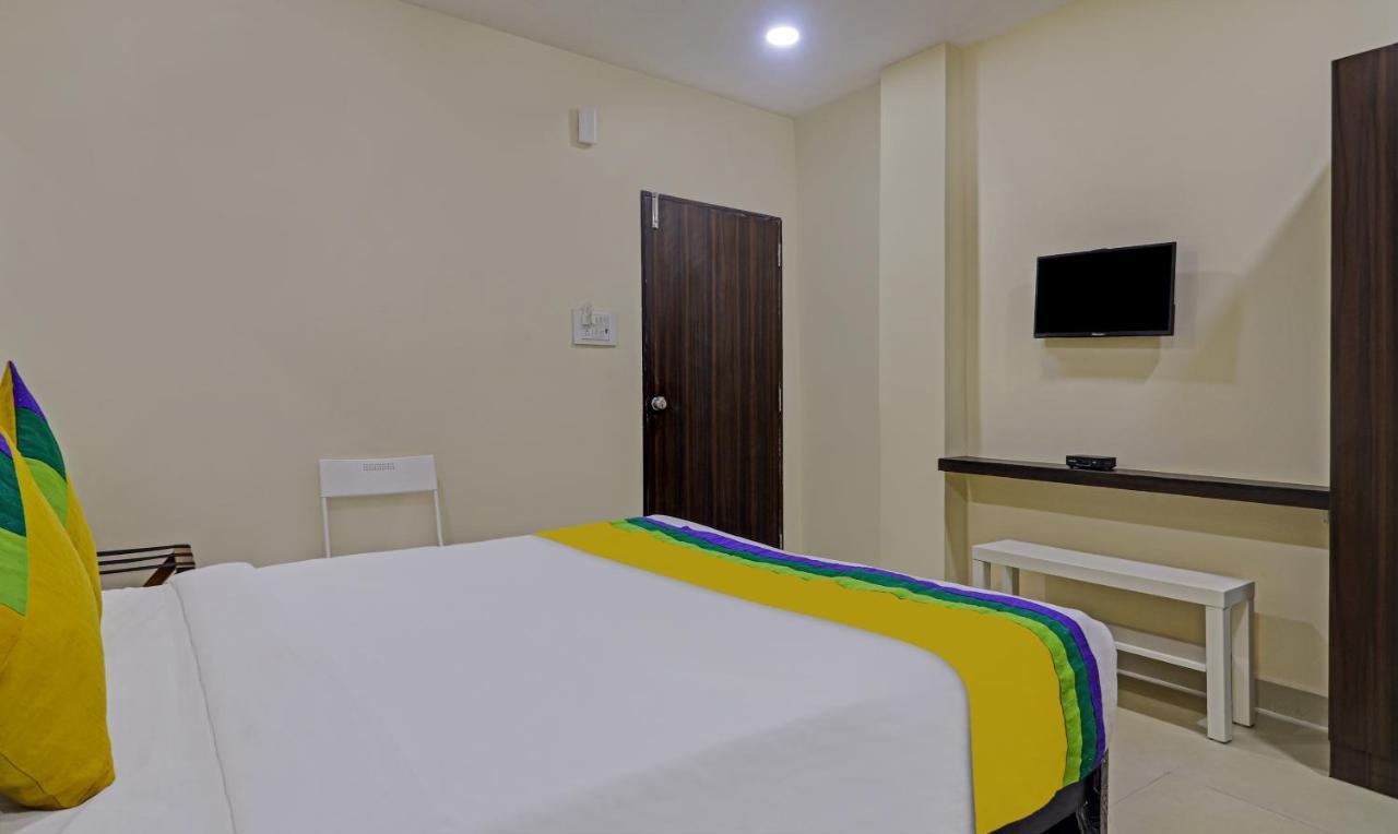 Treebo Trip Airport Pride Inn Hyderabad Eksteriør bilde