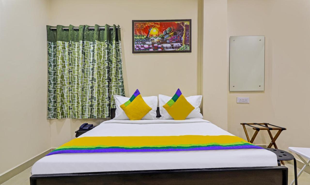 Treebo Trip Airport Pride Inn Hyderabad Eksteriør bilde