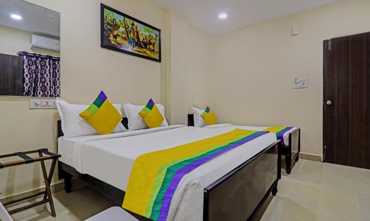 Treebo Trip Airport Pride Inn Hyderabad Eksteriør bilde