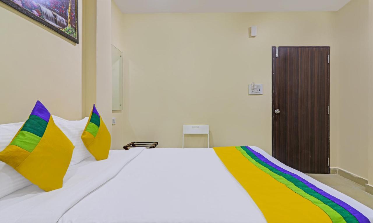 Treebo Trip Airport Pride Inn Hyderabad Eksteriør bilde